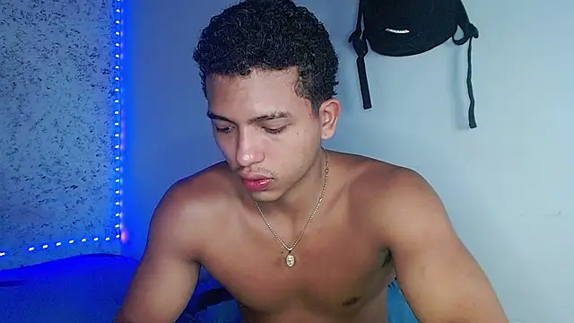 Snapshot of tonydesire_ chatting on 07/17/26, 08:35 tonydesire online show from 07/17/26, 08:35