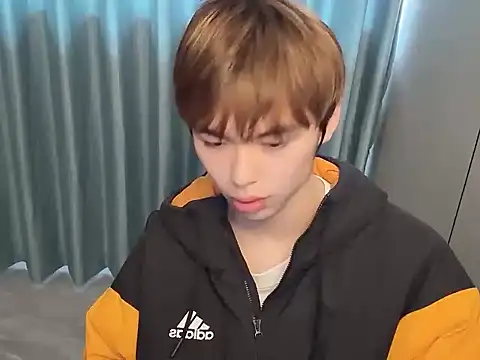 Snapshot of 88Xt chatting on 03/31/26, 03:52 88Xt online show from 03/31/26, 03:52