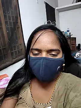 Snapshot of Tamil_Sangeetha chatting on 04/22/26, 04:08 Tamil Sangeetha online show from 04/22/26, 04:08