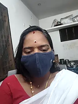 Snapshot of Tamil_Sangeetha chatting on 04/25/26, 10:51 Tamil Sangeetha online show from 04/25/26, 10:51