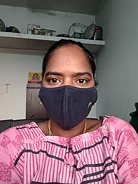 Snapshot of Tamil_Sangeetha chatting on 04/27/26, 12:52 Tamil Sangeetha online show from 04/27/26, 12:52