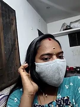 Snapshot of Tamil_Sangeetha chatting on 05/07/26, 12:05 Tamil Sangeetha online show from 05/07/26, 12:05