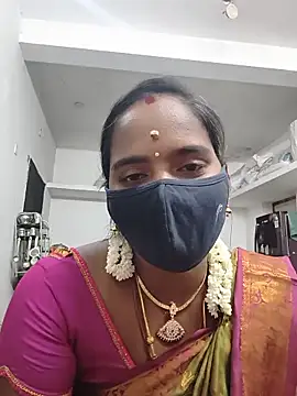 Snapshot of Tamil_Sangeetha chatting on 05/18/26, 04:13 Tamil Sangeetha online show from 05/18/26, 04:13