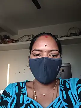 Snapshot of Tamil_Sangeetha chatting on 05/21/26, 12:50 Tamil Sangeetha online show from 05/21/26, 12:50