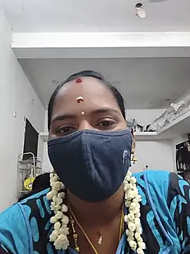 Snapshot of Tamil_Sangeetha chatting on 06/06/26, 01:49 Tamil Sangeetha online show from 06/06/26, 01:49