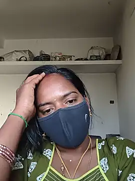 Snapshot of Tamil_Sangeetha chatting on 06/11/26, 12:54 Tamil Sangeetha online show from 06/11/26, 12:54