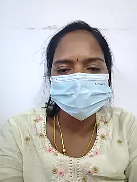 Snapshot of Tamil_Sangeetha chatting on 06/14/26, 12:19 Tamil Sangeetha online show from 06/14/26, 12:19