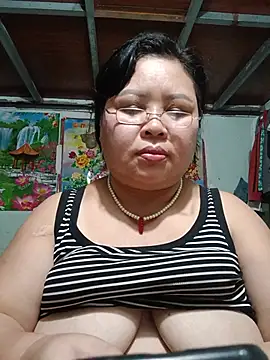 Snapshot of Monglan-c chatting on 07/01/26, 03:45 Monglan-c online show from 07/01/26, 03:45