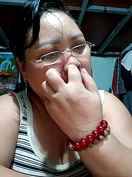 Snapshot of Monglan-c chatting on 07/13/26, 06:38 Monglan-c online show from 07/13/26, 06:38