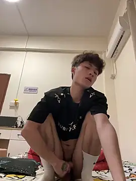 sexyboy-3525 online show from 06/03/26, 02:33