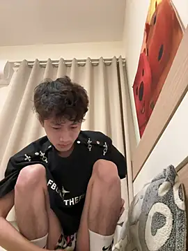 sexyboy-3525 online show from 06/05/26, 12:39