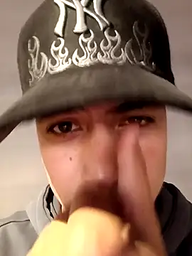 Snapshot of nico_herrera__ chatting on 04/01/26, 08:28 nico herrera online show from 04/01/26, 08:28