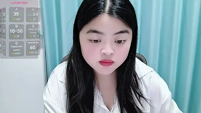 Snapshot of 77--bb chatting on 04/30/26, 01:23 77--bb online show from 04/30/26, 01:23