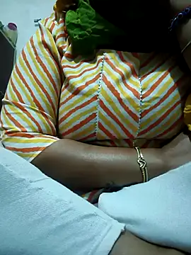 Snapshot of Chandni78 chatting on 03/31/26, 06:30 Chandni78 online show from 03/31/26, 06:30