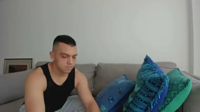 Snapshot of ArenNoctis chatting on 04/02/26, 05:43 ArenNoctis online show from 04/02/26, 05:43