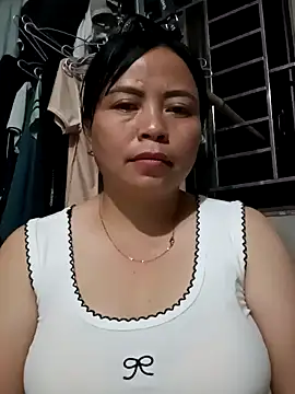 Snapshot of -Hami- chatting on 05/03/26, 01:28 -Hami- online show from 05/03/26, 01:28