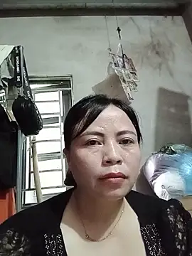 Snapshot of -Hami- chatting on 05/15/26, 04:30 -Hami- online show from 05/15/26, 04:30