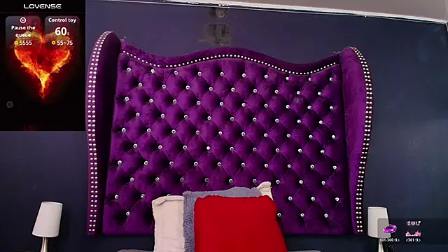 Snapshot of MistressNyx_ chatting on 04/10/26, 12:54 MistressNyx online show from 04/10/26, 12:54