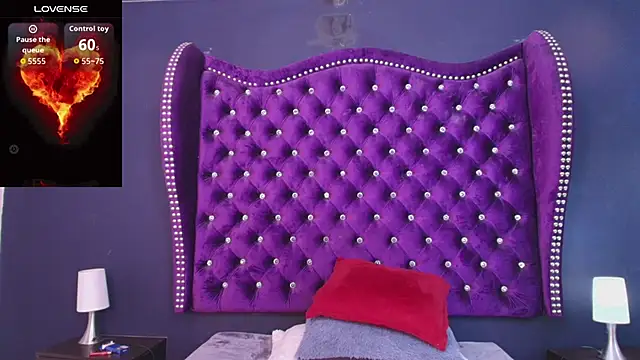 Snapshot of MistressNyx_ chatting on 04/22/26, 01:45 MistressNyx online show from 04/22/26, 01:45