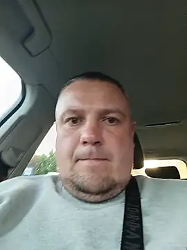 Snapshot of Jedrullo chatting on 05/17/26, 03:48 Jedrullo online show from 05/17/26, 03:48