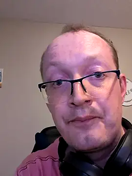 Snapshot of patmac131387 chatting on 03/30/26, 06:03 patmac131387 online show from 03/30/26, 06:03