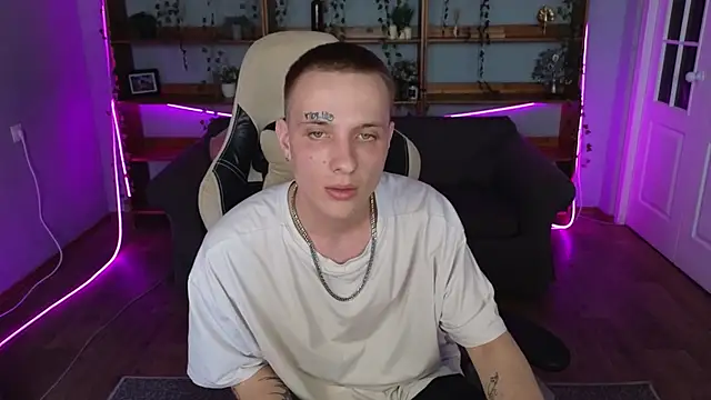 Dreamkai online show from 04/05/26, 08:33