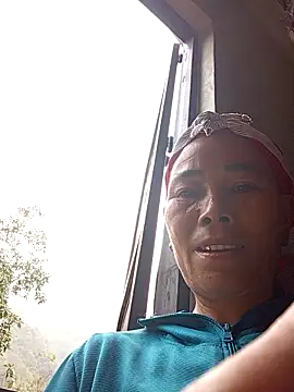   Ruby01   online show from 04/17/26, 10:18