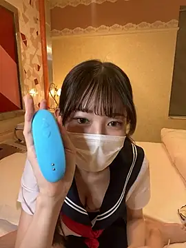 yuki2210 online show from 04/24/26, 07:22