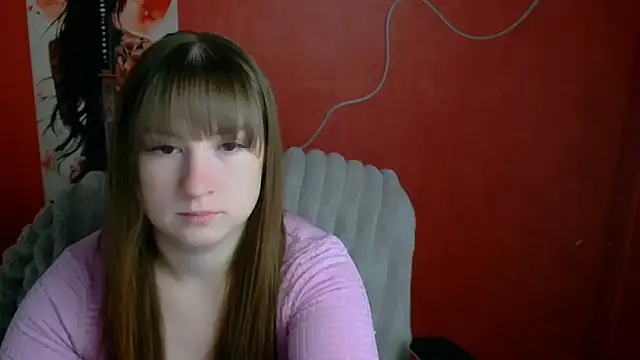 Snapshot of Tiffani_Angel chatting on 04/18/26, 05:33 Tiffani Angel online show from 04/18/26, 05:33