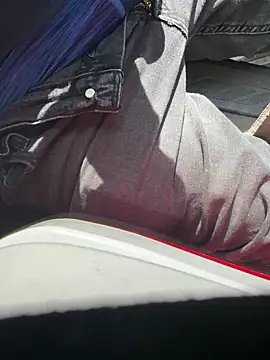 jlc069 online show from 04/23/26, 07:27