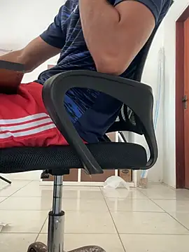 Snapshot of escrivao chatting on 03/30/26, 04:52 escrivao online show from 03/30/26, 04:52