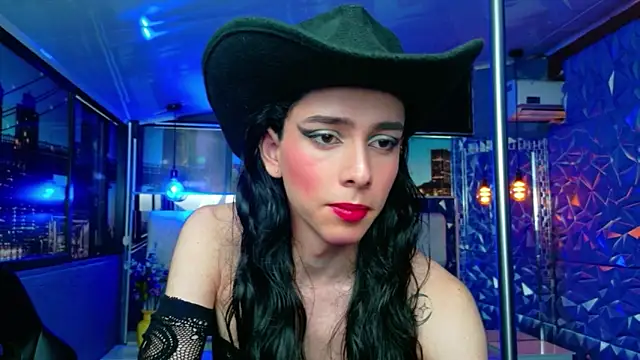 Snapshot of Sharlon_ chatting on 04/17/26, 01:25 Sharlon online show from 04/17/26, 01:25
