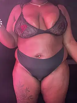 Snapshot of VERALONGG chatting on 04/04/26, 11:40 VERALONGG online show from 04/04/26, 11:40