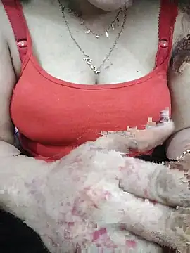 Your Mommy 003 online show from 04/03/26, 08:51