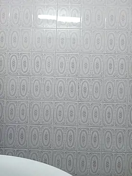 maicolvalejo4444 online show from 04/21/26, 06:34