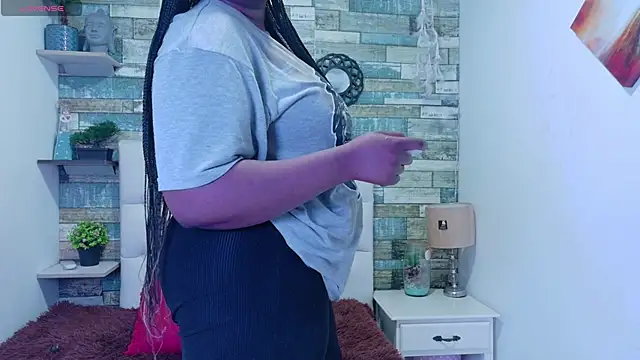 Skylernaomi online show from 05/09/26, 01:38
