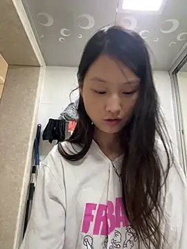 Zbnmji online show from 06/18/26, 01:28