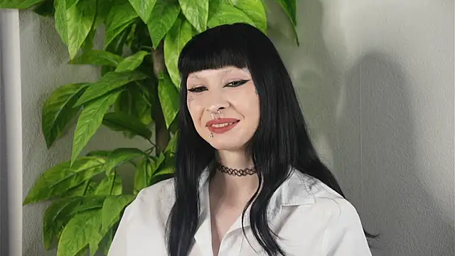 Snapshot of BreannaBetesh chatting on 04/03/26, 05:05 BreannaBetesh online show from 04/03/26, 05:05