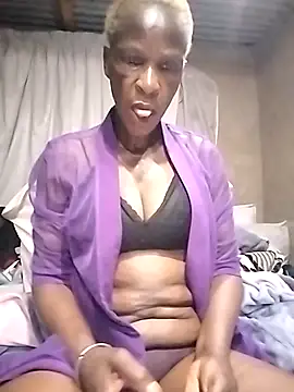Naughtygrany online show from 04/18/26, 10:54