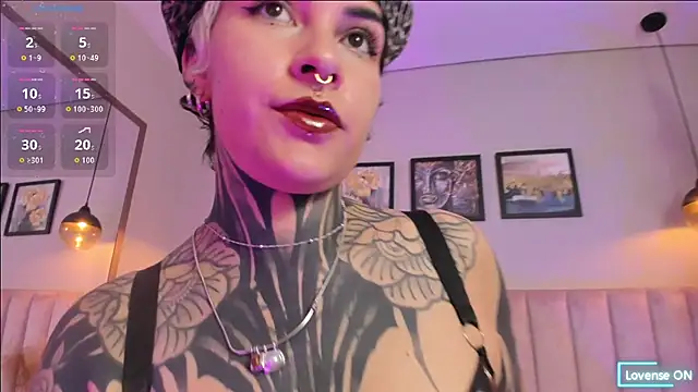 Snapshot of Luana_fiore chatting on 05/05/26, 12:24 Luana fiore online show from 05/05/26, 12:24