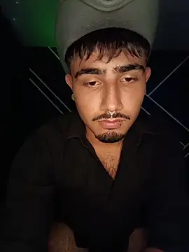 Ares Blake online show from 04/07/26, 01:17