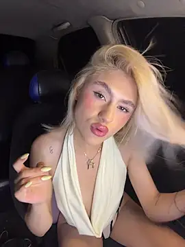 Snapshot of Lia_fire chatting on 04/02/26, 05:16 Lia fire online show from 04/02/26, 05:16