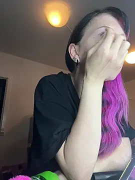 Snapshot of CutieTracer chatting on 04/02/26, 04:26 CutieTracer online show from 04/02/26, 04:26