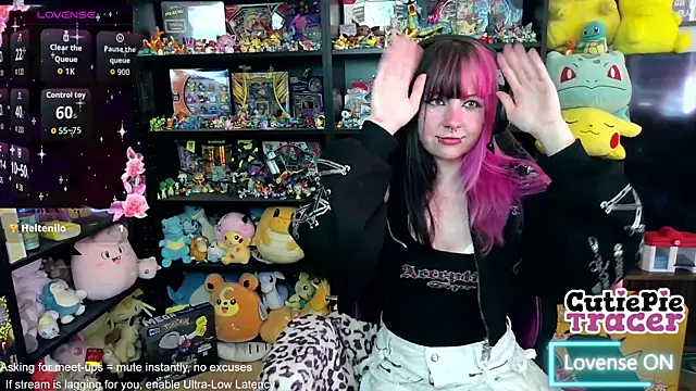 CutieTracer online show from 05/25/26, 03:07