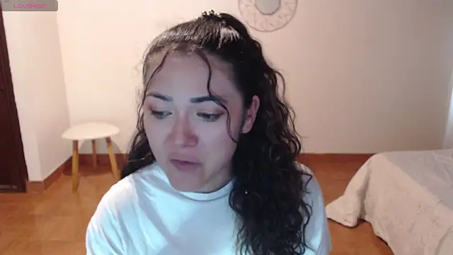 FreyaRouge online show from 05/11/26, 06:49