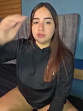Salma saad online show from 06/07/26, 01:32