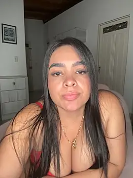 Danna 222  online show from 05/06/26, 05:25