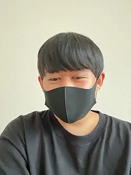 Snapshot of mzkpnz chatting on 04/02/26, 02:20 mzkpnz online show from 04/02/26, 02:20