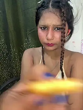 Cutiepie- online show from 05/18/26, 10:26