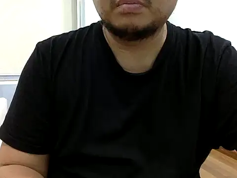 Snapshot of lefleur1986 chatting on 03/31/26, 11:43 lefleur1986 online show from 03/31/26, 11:43